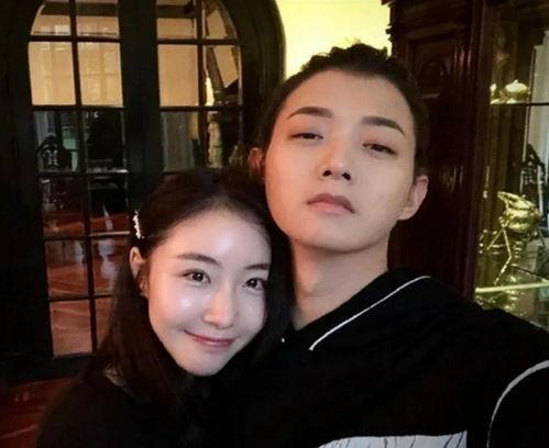 娛樂(lè)吃瓜壁紙圖片可愛(ài)女,可愛(ài)女生娛樂(lè)吃瓜壁紙，帶你領(lǐng)略青春活力