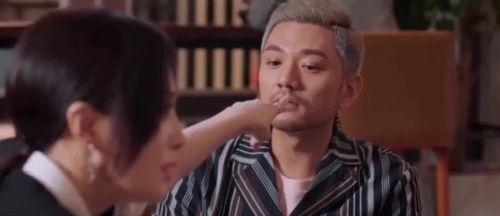 娛樂圈吃瓜八卦直播,揭秘明星幕后八卦風(fēng)云