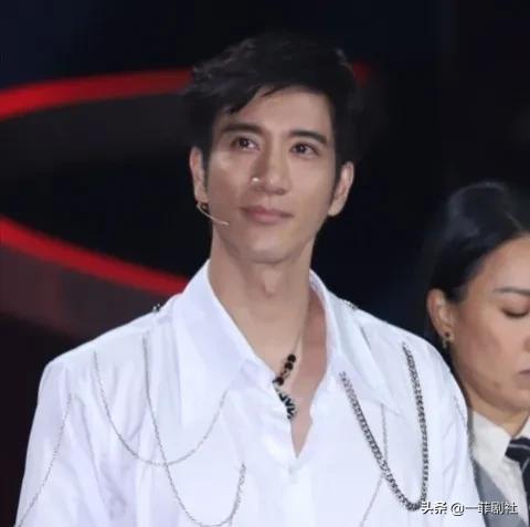 娛樂圈二哥吃瓜,揭秘明星背后的故事與真相