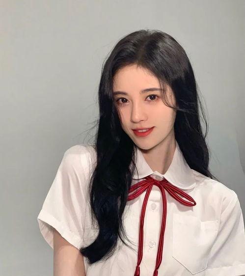 娛樂吃瓜醬鞠婧祎,娛樂吃瓜醬下的甜美與實(shí)力并存”