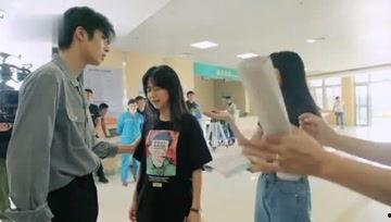 娛樂(lè)吃瓜小糖糖,揭秘娛樂(lè)圈那些不為人知的吃瓜故事